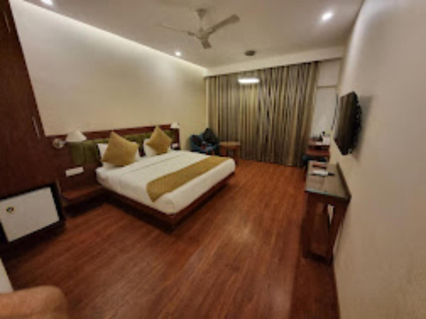 Hotel Punjab , Saharanpur Exterior foto